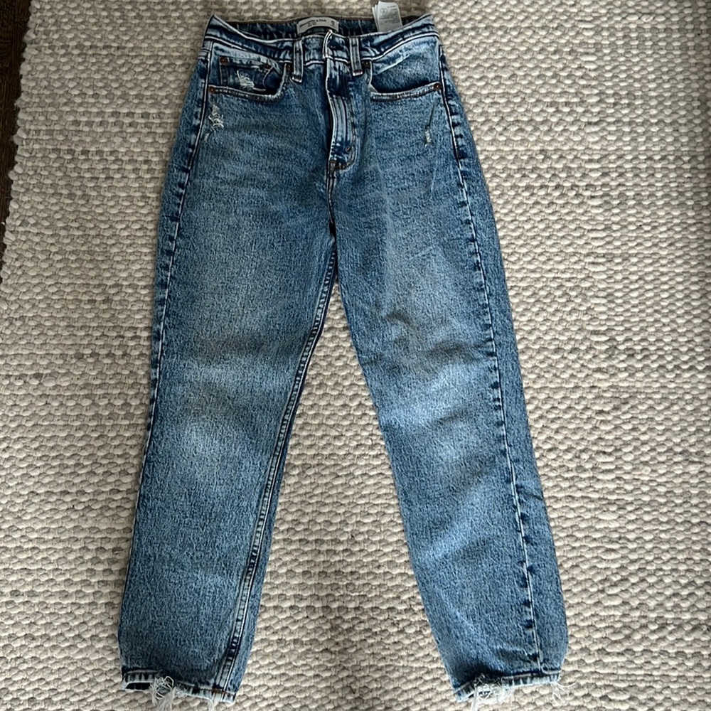 Abercrombie Mom High Rise Jeans